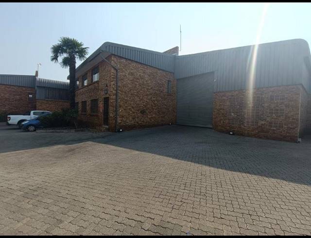 INDUSTRIAL PROPERTY TO RENT IN HALFWAY HOUSE
